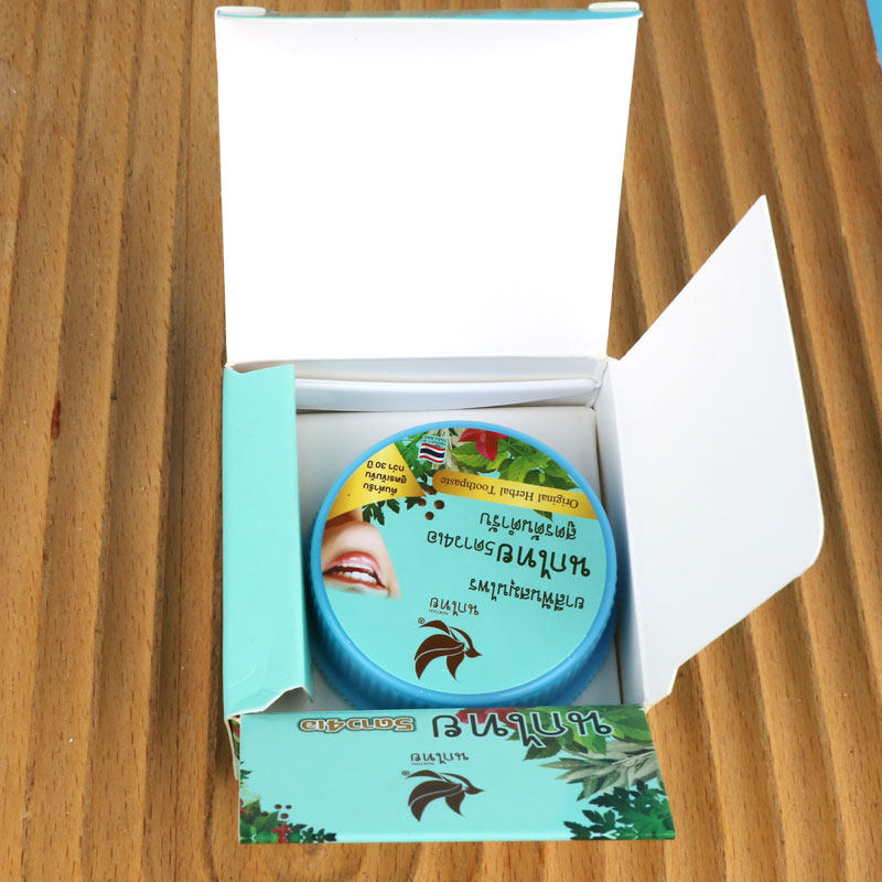 Polvere Dentifricia alle Erbe  - Teeth Whitening In Thailand recensione e prezzo