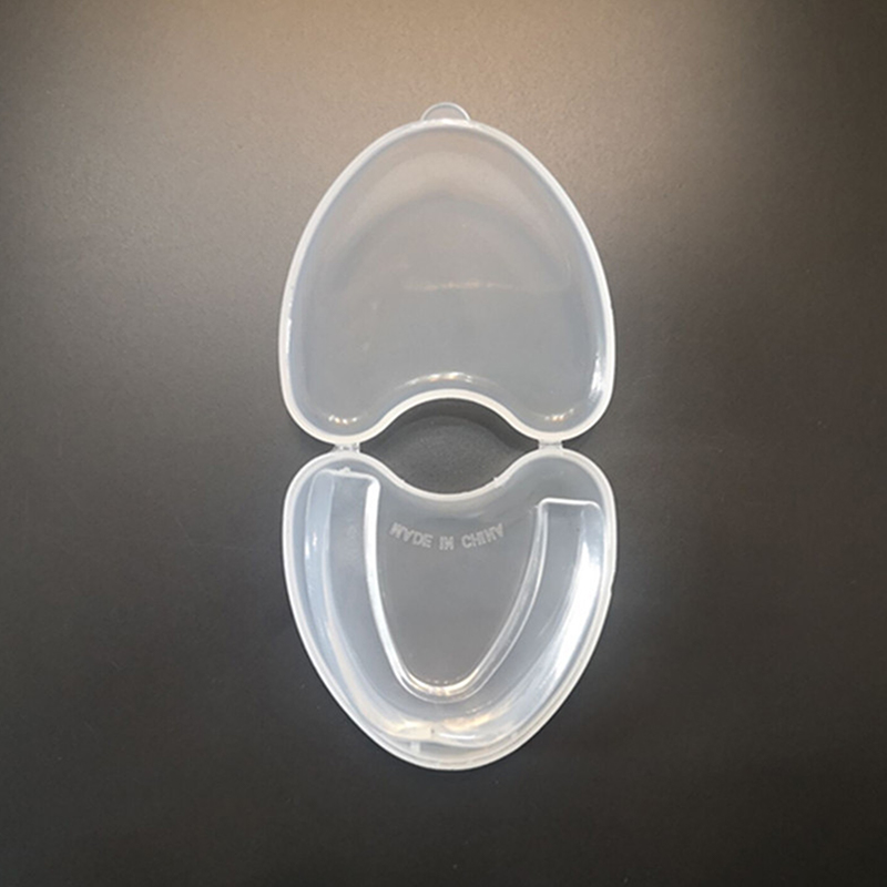 Paradenti EVA Teeth Protector  - Teeth Whitening With Trays recensione e prezzo